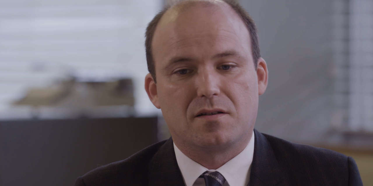 Rory Kinnear Films Et Programmes Tv Guerrilla: Guerilla: Rory Kinnear on Chief Inspector Pence | SHOWTIME