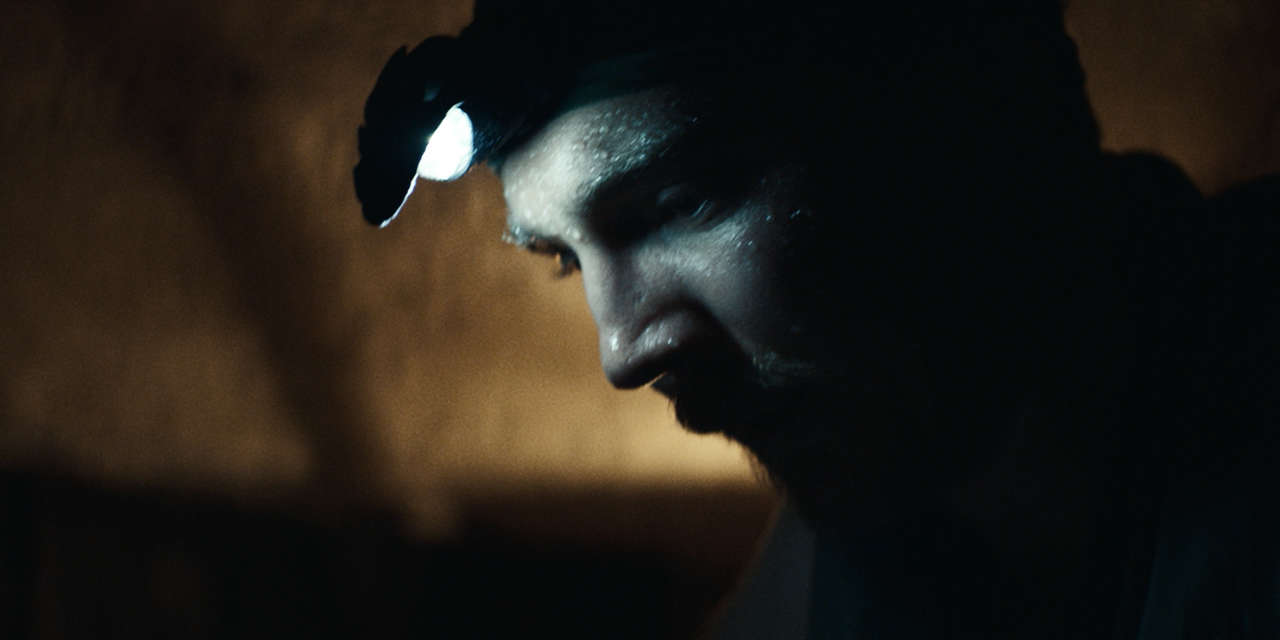 Escape At Dannemora Sweat Enters The Steam Pipe SHOWTIME