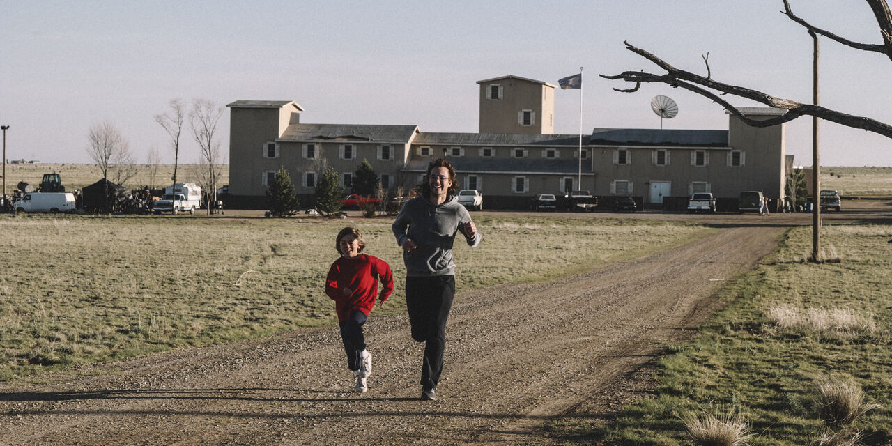 Waco Season 1 Episode 1, Visions and Omens SHOWTIME