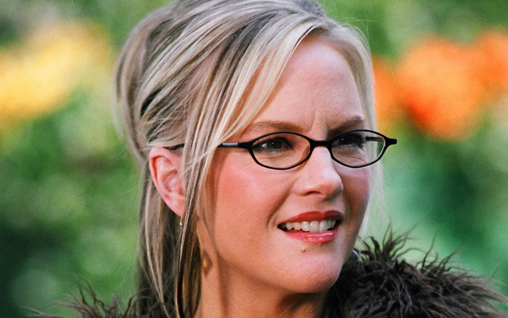 Fat Actress - Season 1 Episode 7, Hold This | SHOWTIME